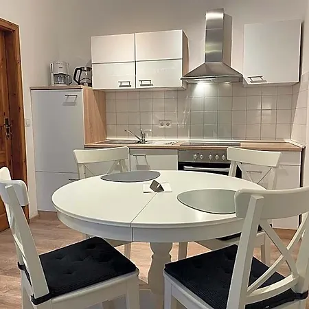 Weingaertner Aparthotel 3*